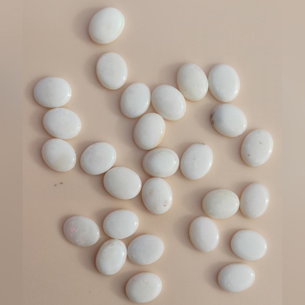 Vintage Natural White Fire Opals 10 Mm Oval Cabs 27 Pieces NOS Loose Polished